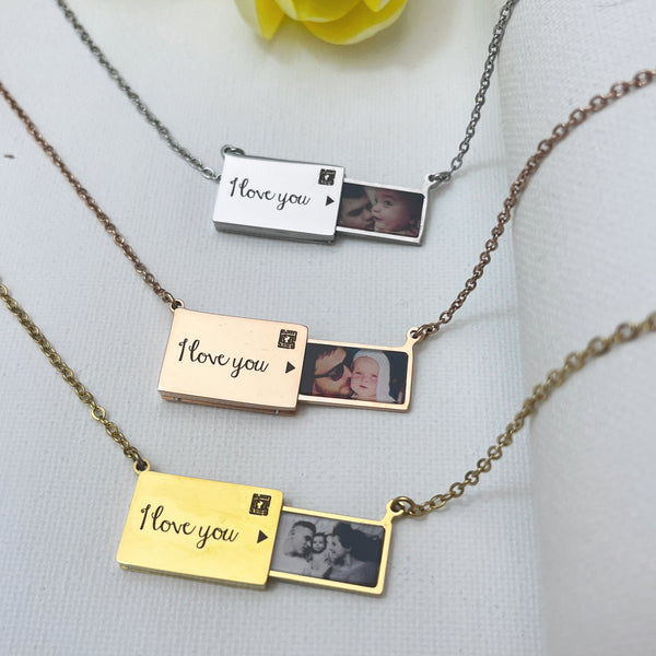 Photo Necklace Crafted for You: The Best Gift for Couples